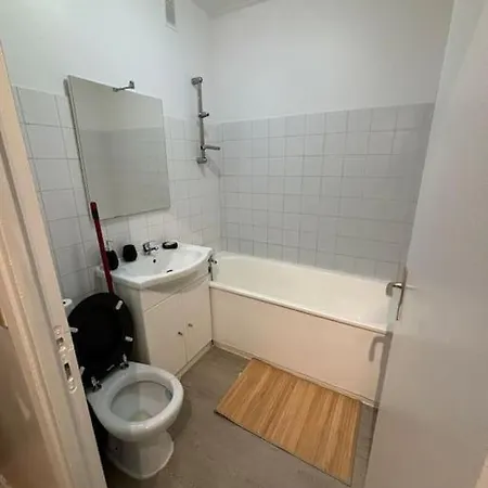 Le Cosy A 2 Pas De Versailles Le Chesnay (Yvelines)